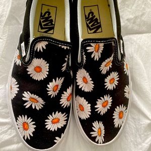 Daisy covered black slip on Vans